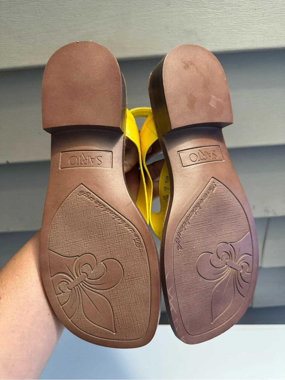 iris Yellow Croc-Texture Thong Slingback Sandals